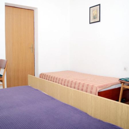 Apartments Ana Rovinj Exterior photo