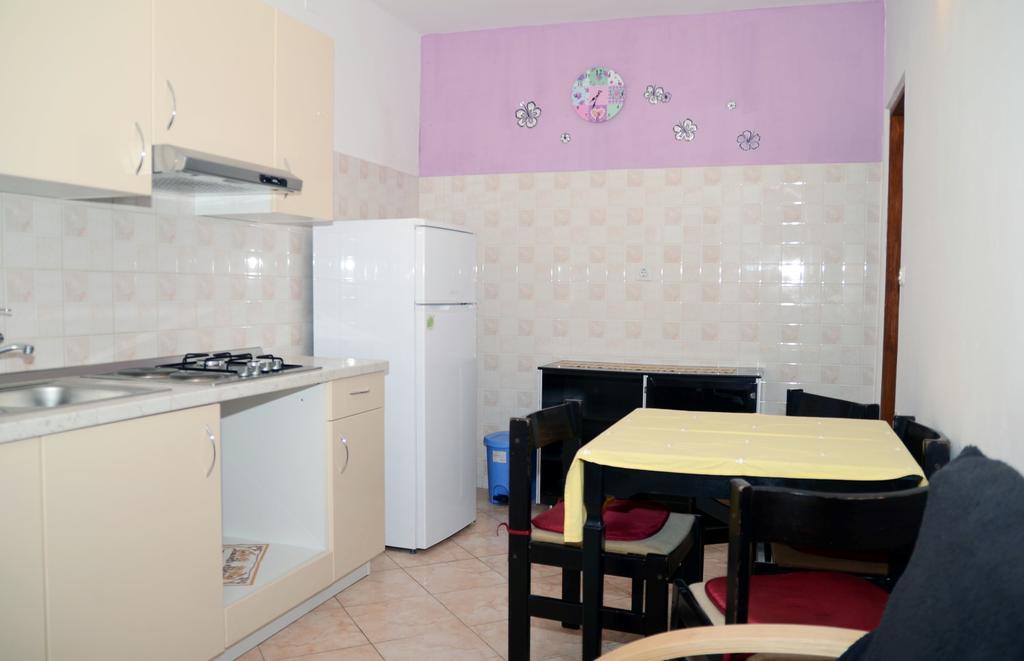 Apartments Ana Rovinj Exterior photo