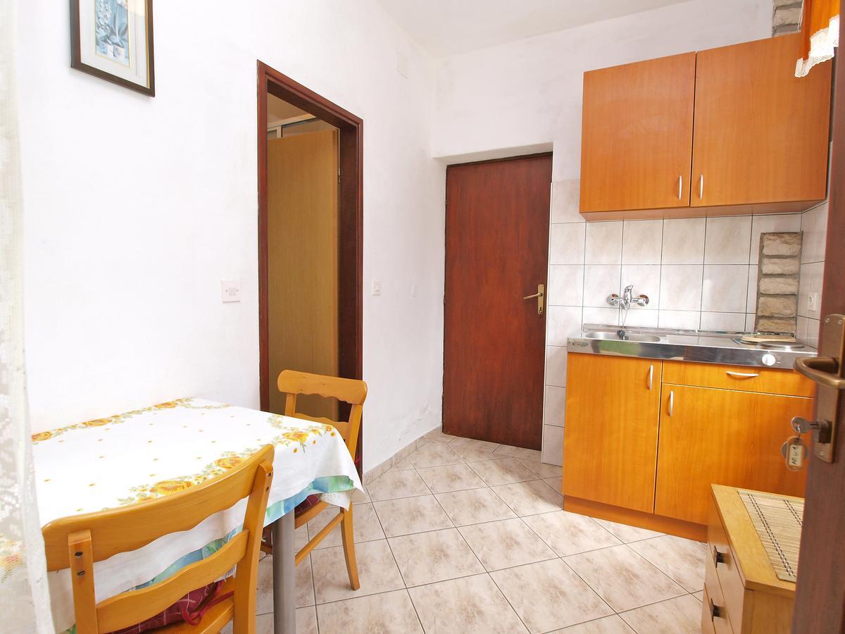 Apartments Ana Rovinj Exterior photo