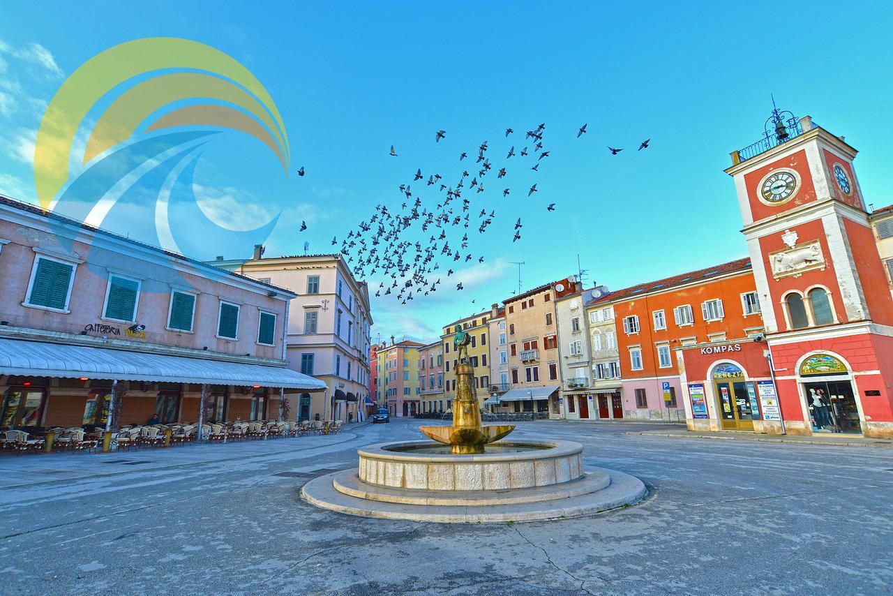Apartments Ana Rovinj Exterior photo